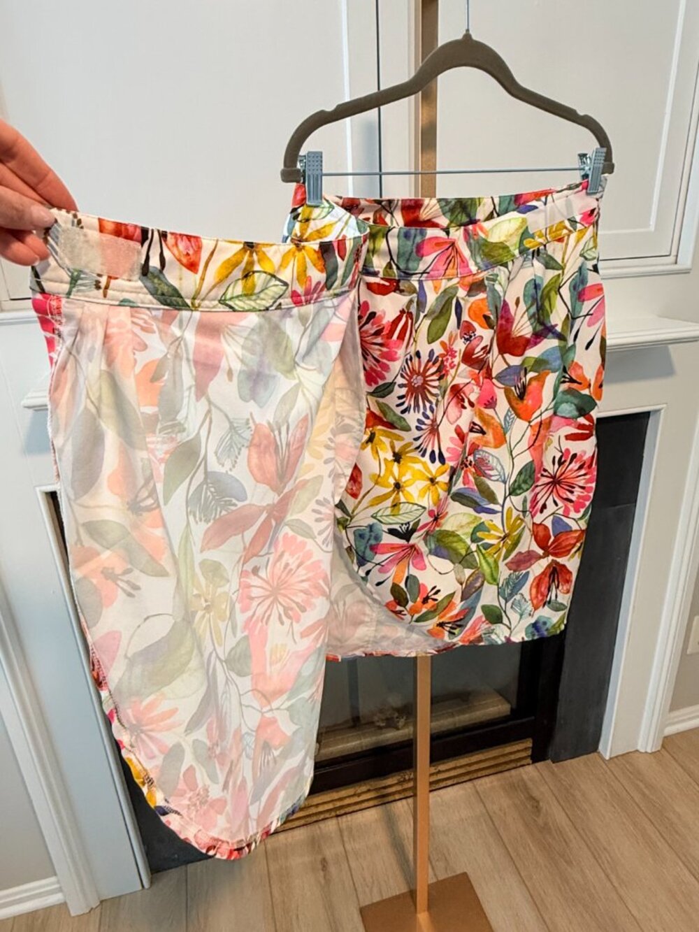 🌸🎨 Multicolor Floral Pencil Skirt | Watercolor Print | Ripe Skirt | Medium - Picture 7 of 15